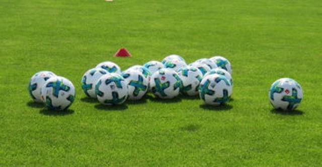 开云体育官方入口-足球技战术课程进入大学体育选修课，大学足球选修课考试内容